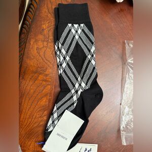 Brand new men’s. Burberry Black and White Patterned  Socks fits size 6-10
